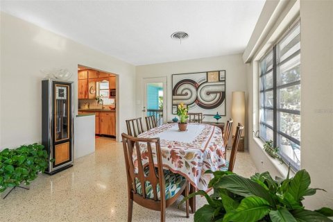 Villa ou maison à vendre à Palmetto, Floride: 3 chambres, 193.14 m2 № 2101490 - photo 7