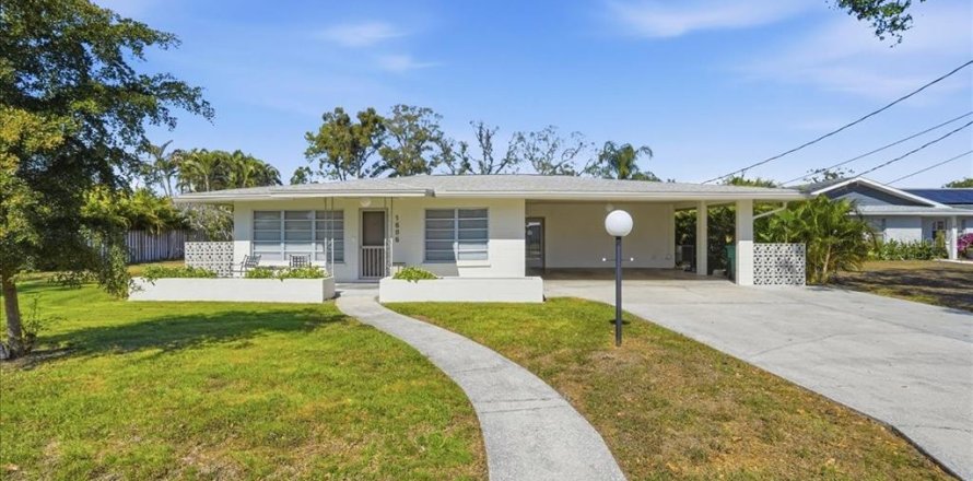 Villa ou maison à Palmetto, Floride 3 chambres, 193.14 m2 № 2101490