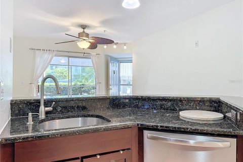 Купить кондоминиум в Сарасота, Флорида 3 комнаты, 53.51м2, № 1536356 - фото 16