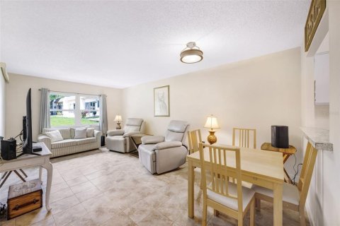 Copropriété à vendre à Clearwater, Floride: 1 chambre, 60.01 m2 № 1855795 - photo 2