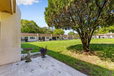 Copropriété à vendre à Clearwater, Floride: 1 chambre, 60.01 m2 № 1855795 - photo 25