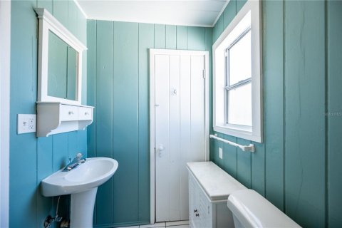 Villa ou maison à vendre à Treasure Island, Floride: 6 chambres, 209.22 m2 № 2330896 - photo 30