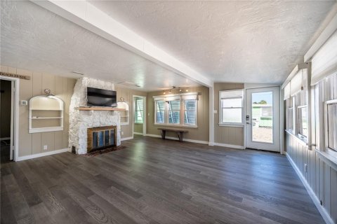 Casa en Treasure Island, Florida 6 dormitorios, 209.22 m2 № 2330896