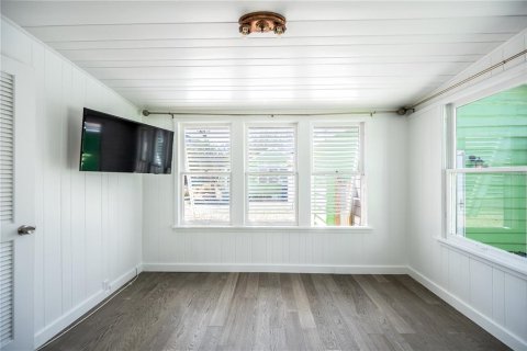 Villa ou maison à vendre à Treasure Island, Floride: 6 chambres, 209.22 m2 № 2330896 - photo 23