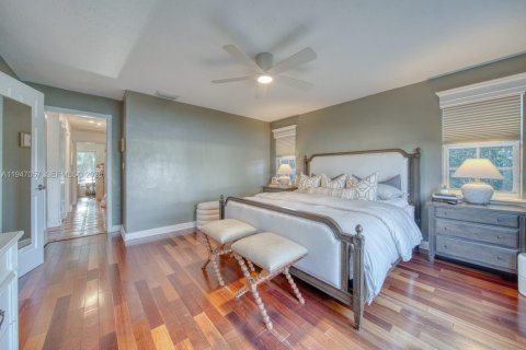 Снять в аренду виллу или дом в Майами, Флорида 4 спальни, 186.73м2, № 2005465 - фото 16