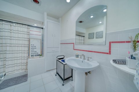 Снять в аренду виллу или дом в Майами, Флорида 4 спальни, 186.73м2, № 2005465 - фото 20