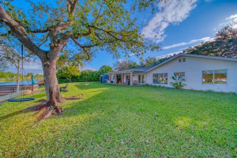 Снять в аренду виллу или дом в Майами, Флорида 4 спальни, 186.73м2, № 2005465 - фото 29