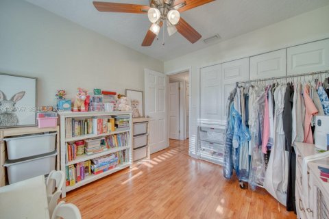 Снять в аренду виллу или дом в Майами, Флорида 4 спальни, 186.73м2, № 2005465 - фото 19