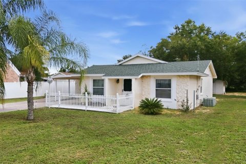 Casa en Orlando, Florida 3 dormitorios, 103.12 m2 № 2363115