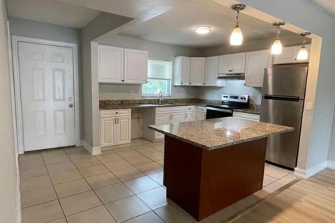 Appartement à louer à Tampa, Floride: 3 chambres, 115.2 m2 № 2151107 - photo 3