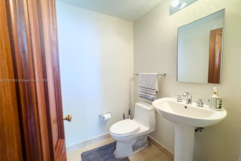 Condominio en alquiler en Miami Beach, Florida, 1 dormitorio, 75.07 m2 № 1703258 - foto 14