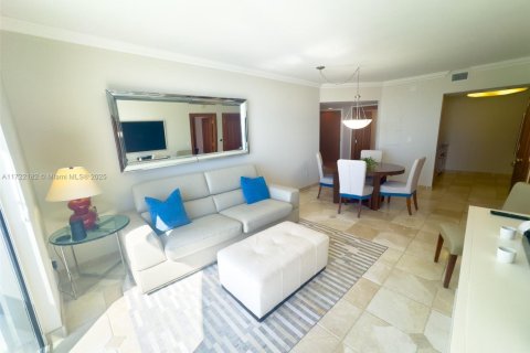 Condominio en alquiler en Miami Beach, Florida, 1 dormitorio, 75.07 m2 № 1703258 - foto 2