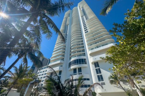 Condominio en alquiler en Miami Beach, Florida, 1 dormitorio, 75.07 m2 № 1703258 - foto 27