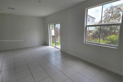 Townhouse in Coral Springs, Florida 3 bedrooms, 172.15 sq.m. № 1881540 - photo 20
