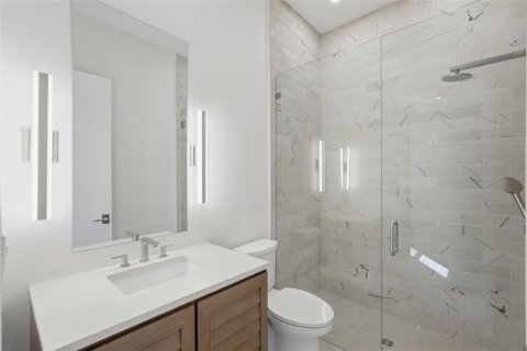 Casa en venta en Saint Petersburg, Florida, 3 dormitorios, 358.7 m2 № 2126825 - foto 29
