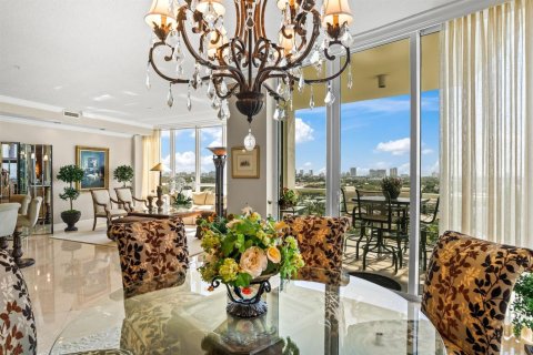 Condominio en venta en Fort Lauderdale, Florida, 3 dormitorios, 382.76 m2 № 2261066 - foto 4