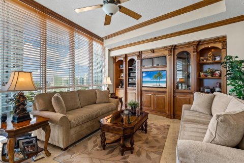 Condominio en venta en Fort Lauderdale, Florida, 3 dormitorios, 382.76 m2 № 2261066 - foto 7
