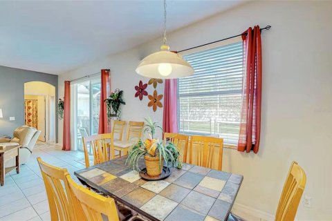 Снять в аренду виллу или дом в Дэвенпорт, Флорида 1 комната, 283.82м2, № 1915886 - фото 9