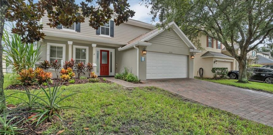 House in Orlando, Florida 5 bedrooms, 253.9 sq.m. № 1846859