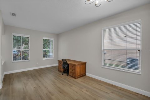 House in Orlando, Florida 5 bedrooms, 253.9 sq.m. № 1846859 - photo 17