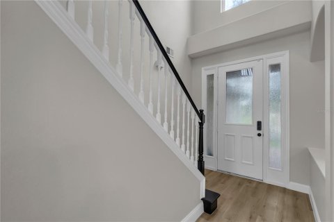 House in Orlando, Florida 5 bedrooms, 253.9 sq.m. № 1846859 - photo 6