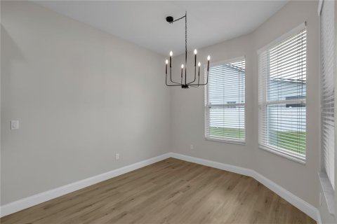 House in Orlando, Florida 5 bedrooms, 253.9 sq.m. № 1846859 - photo 24