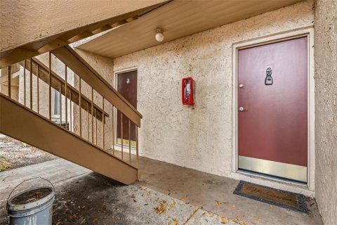 Copropriété à vendre à Tampa, Floride: 1 chambre, 72.74 m2 № 2111017 - photo 2