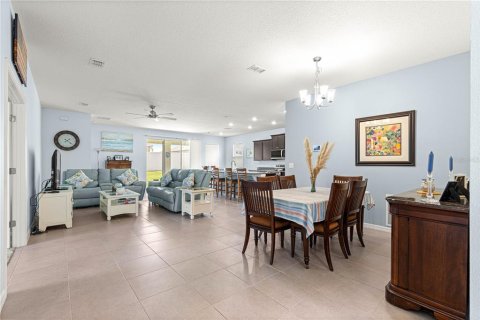 Casa en venta en Ocala, Florida, 3 dormitorios, 172.52 m2 № 1917579 - foto 4