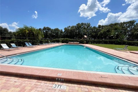 Townhouse in Tampa, Florida 2 bedrooms, 96.99 sq.m. № 1905141 - photo 18