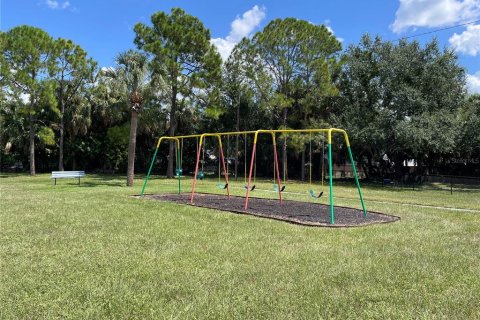 Townhouse in Tampa, Florida 2 bedrooms, 96.99 sq.m. № 1905141 - photo 23