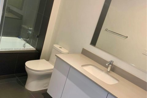 Купить кондоминиум в Майами, Флорида 2 спальни, 81.94м2, № 2051779 - фото 7