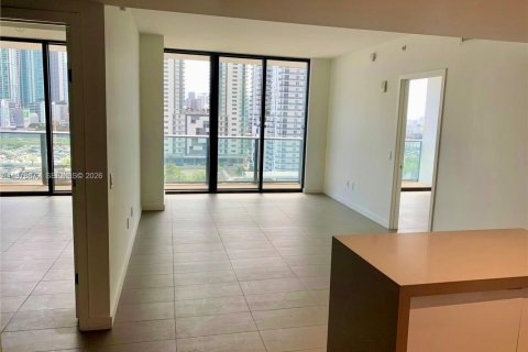 Купить кондоминиум в Майами, Флорида 2 спальни, 81.94м2, № 2051779 - фото 4