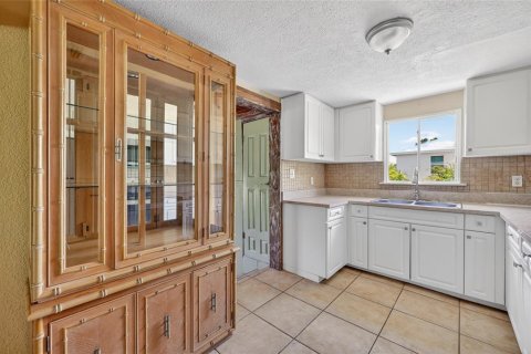 Villa ou maison à vendre à Punta Gorda, Floride: 3 chambres, 115.85 m2 № 2150940 - photo 8