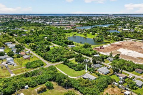 Villa ou maison à vendre à Punta Gorda, Floride: 3 chambres, 115.85 m2 № 2150940 - photo 27