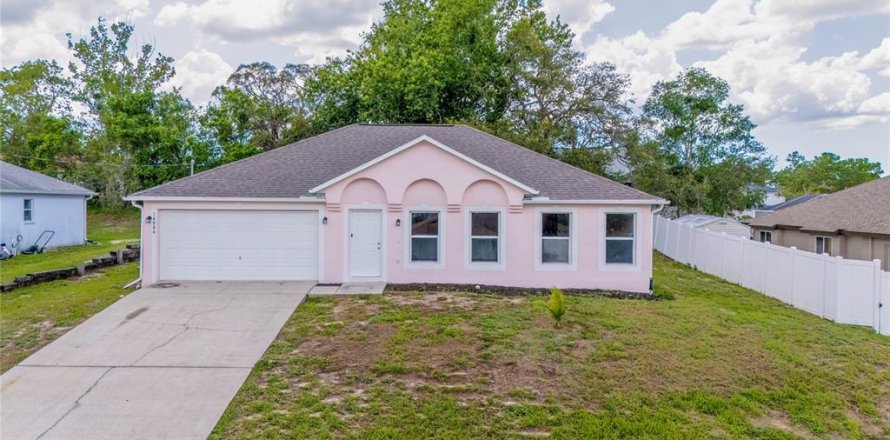 Casa en Spring Hill, Florida 4 dormitorios, 193.98 m2 № 1801318