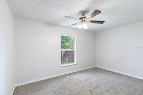 Casa en venta en Spring Hill, Florida, 4 dormitorios, 193.98 m2 № 1801318 - foto 19