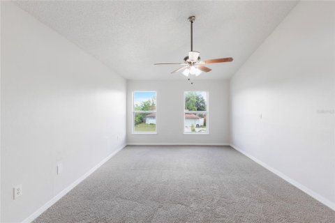 Casa en venta en Spring Hill, Florida, 4 dormitorios, 193.98 m2 № 1801318 - foto 12