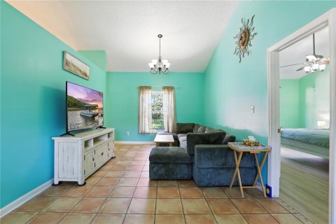 Casa en venta en Casselberry, Florida, 3 dormitorios, 157.38 m2 № 1880692 - foto 10
