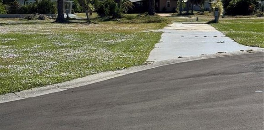 Land in Englewood, Florida № 2165928