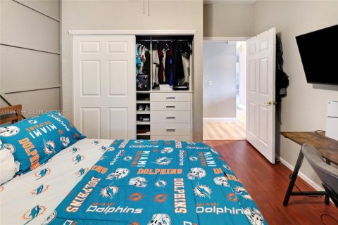 Townhouse in Pembroke Pines, Florida 3 bedrooms, 125.23 sq.m. № 2001375 - photo 18