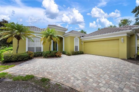 House in Englewood, Florida 3 bedrooms, 210.42 sq.m. № 2284263