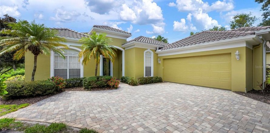 House in Englewood, Florida 3 bedrooms, 210.42 sq.m. № 2284263