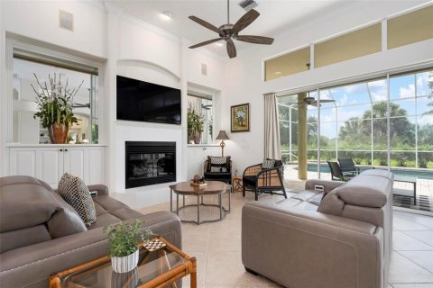 House in Englewood, Florida 3 bedrooms, 210.42 sq.m. № 2284263 - photo 11