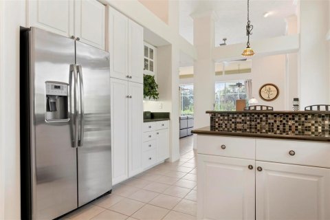 House in Englewood, Florida 3 bedrooms, 210.42 sq.m. № 2284263 - photo 24