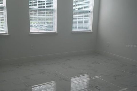 Appartement à louer à Kissimmee, Floride: 3 chambres, 162.58 m2 № 1768054 - photo 7