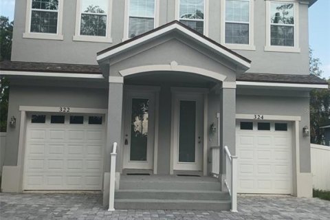 Appartement à louer à Kissimmee, Floride: 3 chambres, 162.58 m2 № 1768054 - photo 1