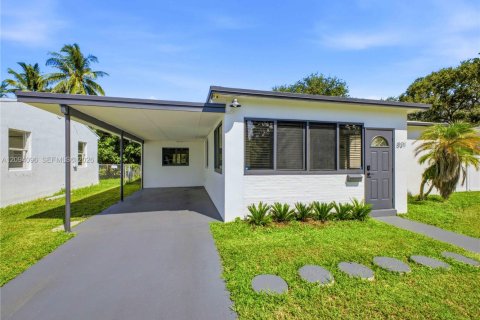 Villa ou maison à vendre à Hollywood, Floride: 3 chambres № 2382074 - photo 4