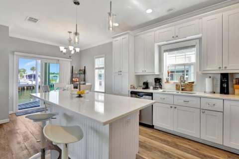 Villa ou maison à louer à Jensen Beach, Floride: 2 chambres, 79.34 m2 № 2147312 - photo 12