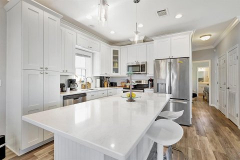 Villa ou maison à louer à Jensen Beach, Floride: 2 chambres, 79.34 m2 № 2147312 - photo 10