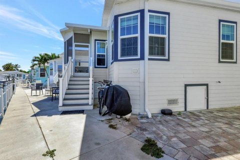 Villa ou maison à louer à Jensen Beach, Floride: 2 chambres, 79.34 m2 № 2147312 - photo 4